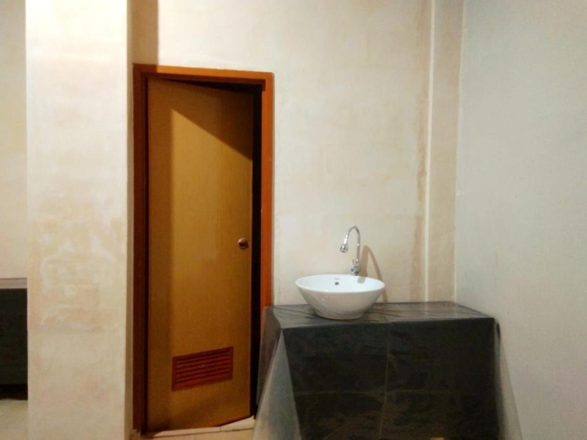 Bunar Tunggal Villa n Resto Anyer Exterior foto